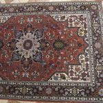 562 4090 ORIENTAL CARPET